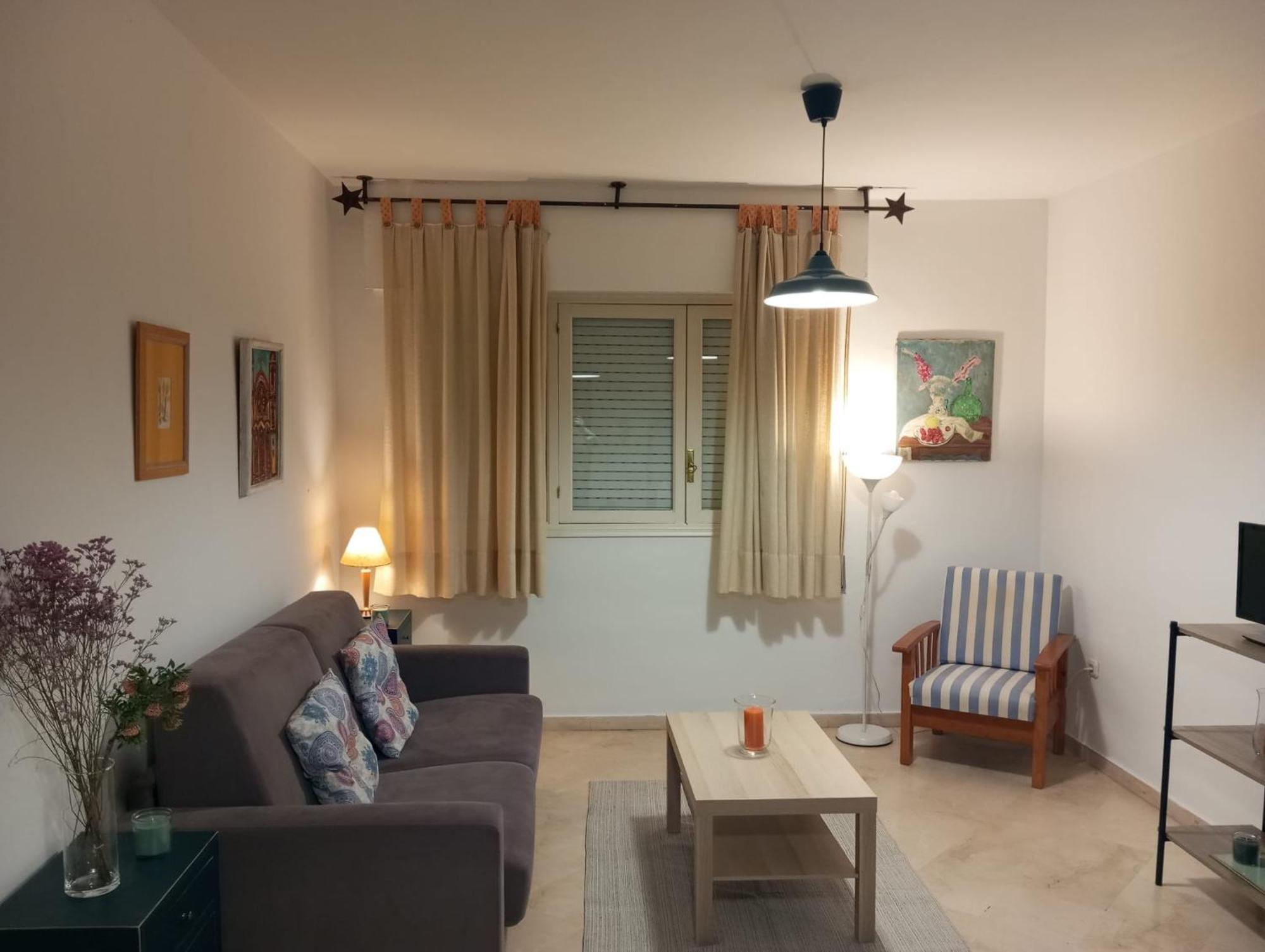 Comfortable And Cozy Apartment In The Center Of Seville — Photos 1